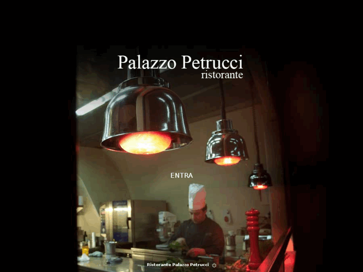 www.palazzopetrucci.it