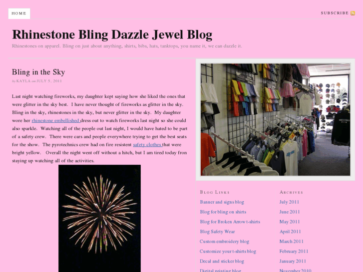 www.rhinestone-blog.com