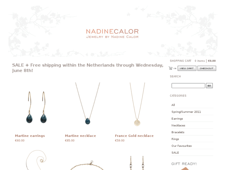 www.nadinecalor.com