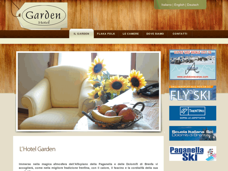 www.gardenandalo.com