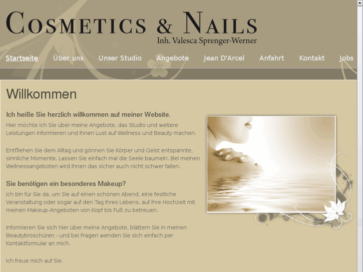 www.cosmetics-nails.com