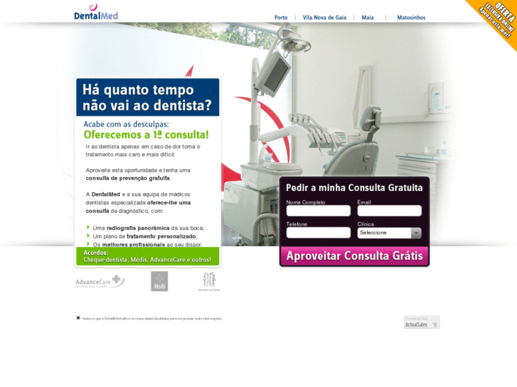 www.clinicas-dentalmed.com