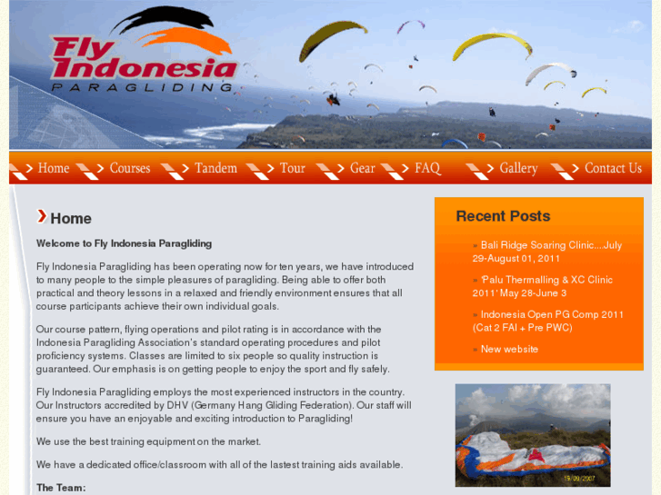 www.indonesia-paragliding.com