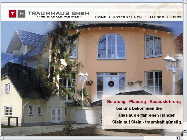 www.traumhaus-gmbh.com