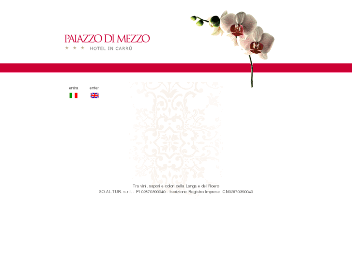 www.hotelpalazzodimezzo.com