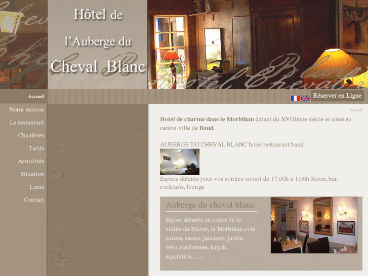 www.hotelduchevalblanc56.com