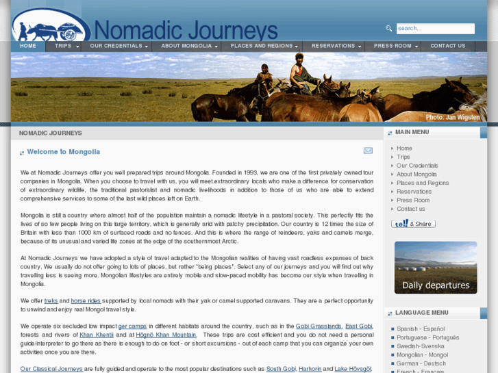 www.nomadicjourneys.com