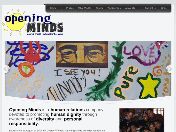 www.opening-minds.com