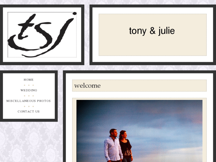 www.julieandtony.com