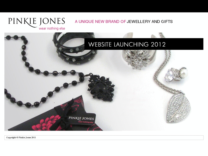 www.pinkiejones.com