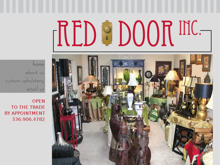 www.reddoorcustomupholstery.com