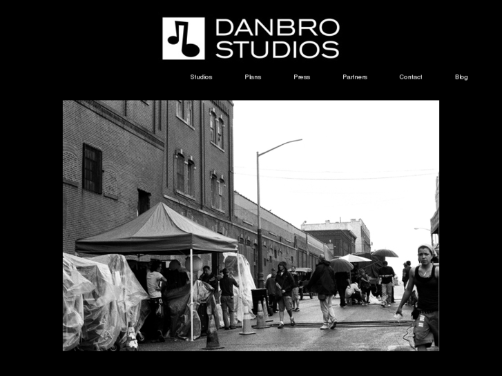 www.danbrostudios.com