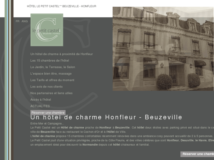 www.hotelcharmehonfleur.com