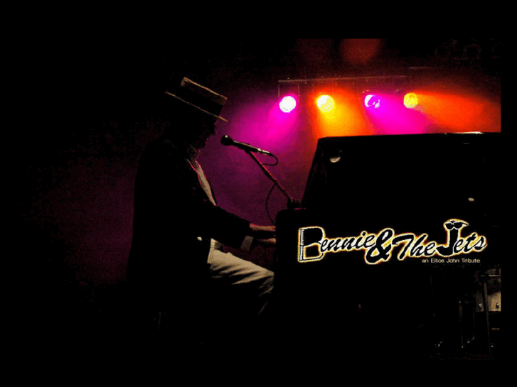 www.bennieandthejets.com