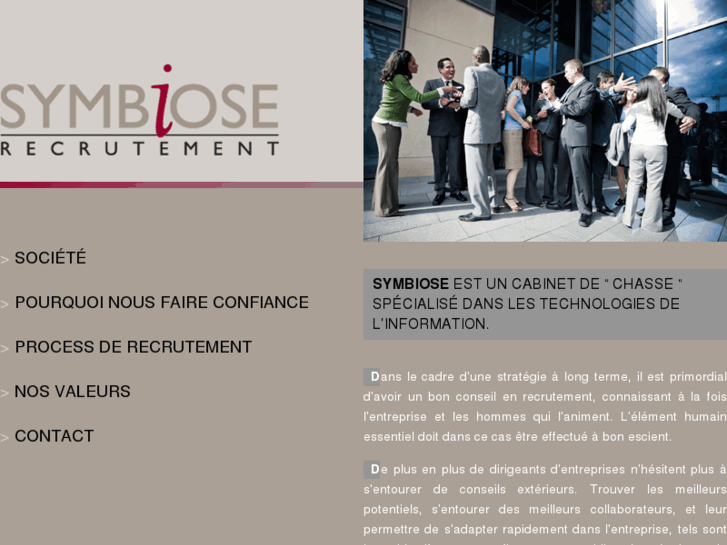 www.symbioserecrutement.com