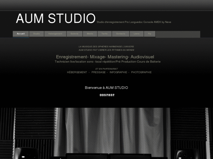 www.aum-studio.com