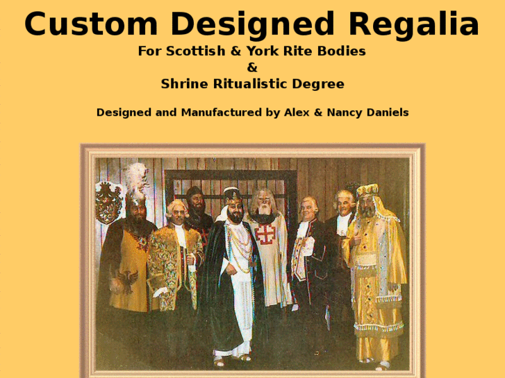 www.customdesignedregalia.com