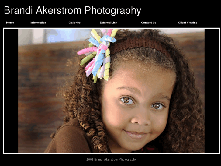 www.brandiakerstromphotography.com