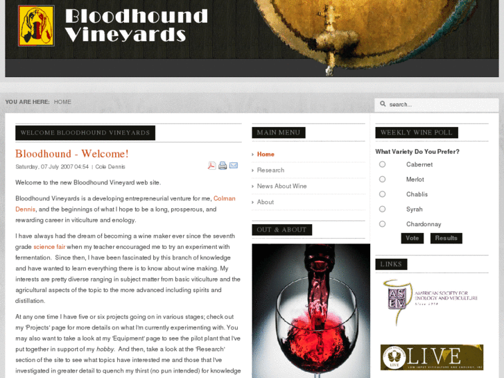 www.bloodhoundvineyard.com