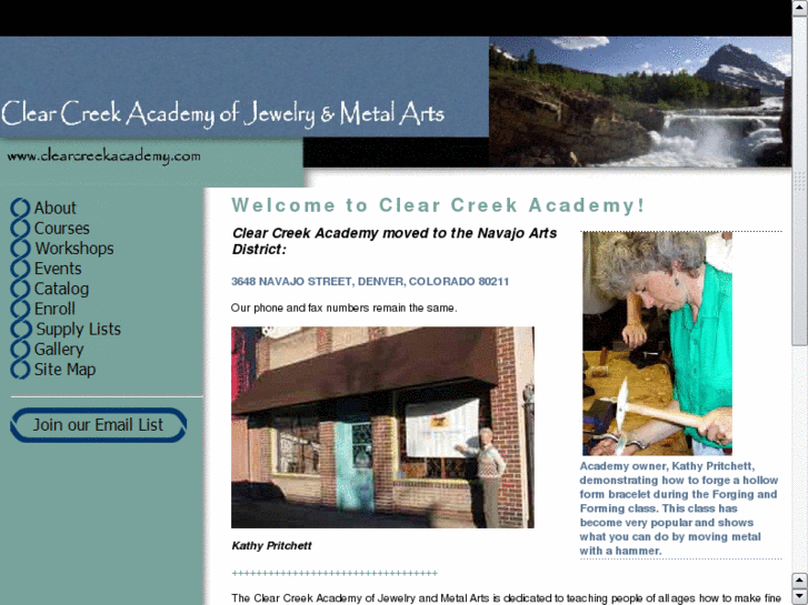 www.clearcreekacademy.com