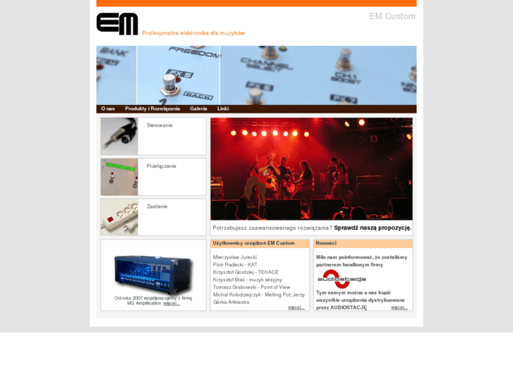 www.emcustom.eu