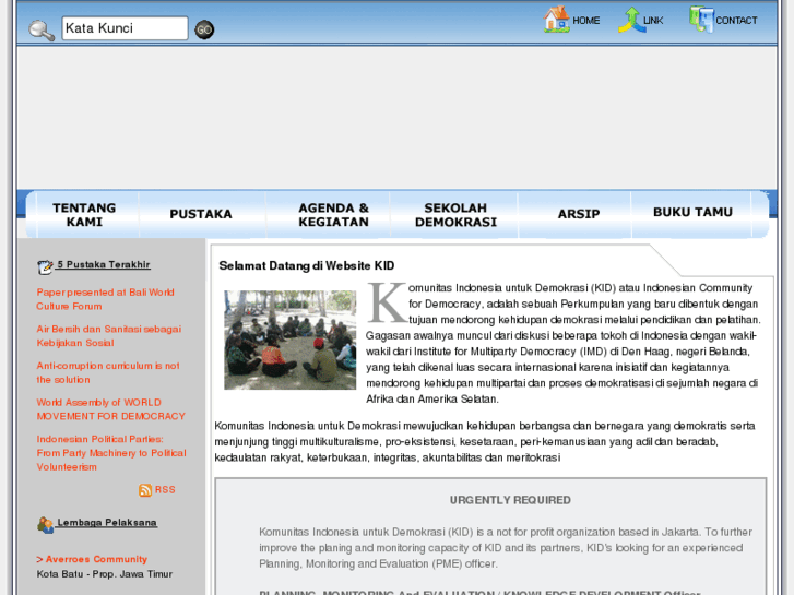www.komunitasdemokrasi.or.id