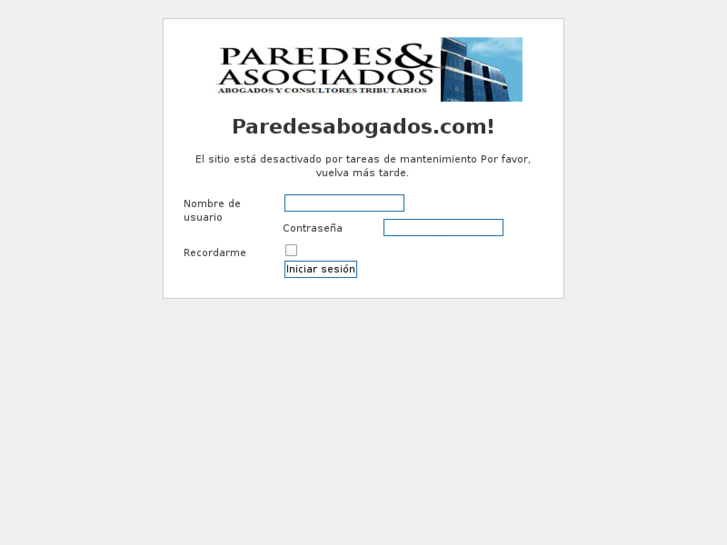 www.paredesabogados.com