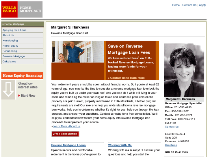 www.margaretharkness.com