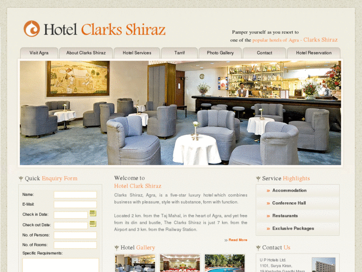 www.hotelclarksshiraz.com