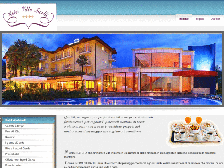 www.hotelvillanicolli.com