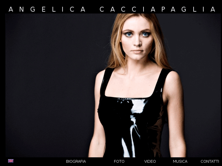 www.angelicacacciapaglia.com