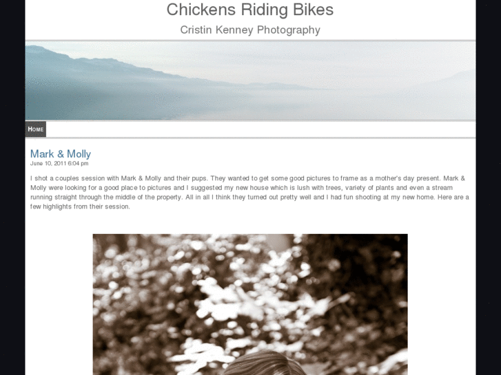 www.chickensridingbikes.com