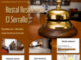 hostalresidenciaelserrallo.com