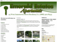 emeraldestatesapts.com