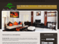 palmsuitevilla.com