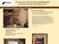 blackcrowantiquesandprimitives.com