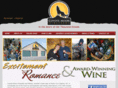 1000islandsvineyard.com