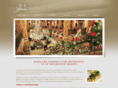 holidaysonashoestring.com