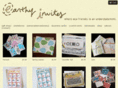earthyinvites.com