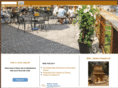 willowcreekpavingstones.com