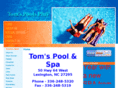 tomspoolandspa.com