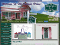 pinkhousegifts.com