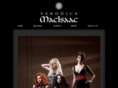 veronicamacisaac.com