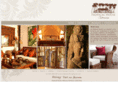 tropicalhouseinteriors.com