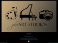julieartstudios.com