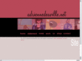 adriennedeaville.net