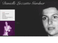 danielleluzzattogardner.com