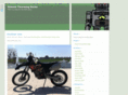 robotsthrowingrocks.com