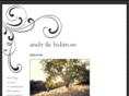andyandlydarose.com