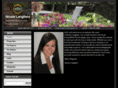 nicolelangfield.com
